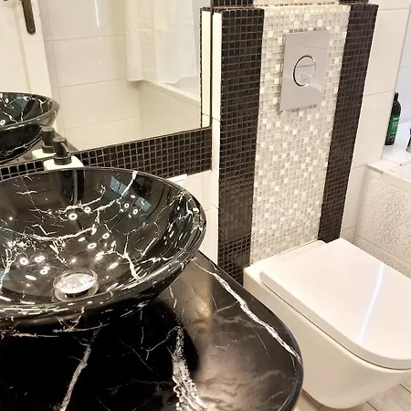 Old Town - 2 Bedrooms Soltyka S6 * Cracóvia