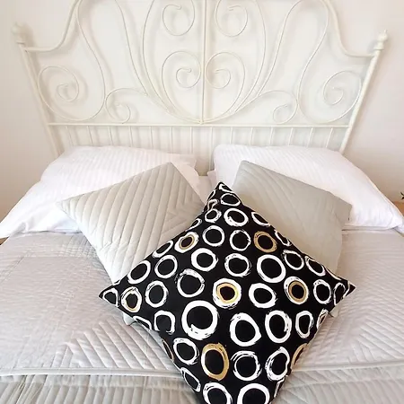 Old Town - 2 Bedrooms Soltyka S6