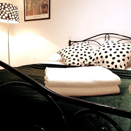 Old Town - 2 Bedrooms Soltyka S6 * Krakow